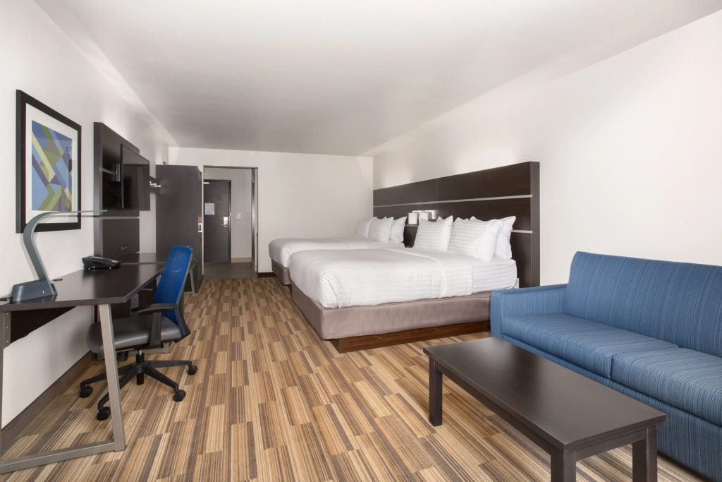 Holiday Inn Express & Suites Lincoln I - 80 by IHG