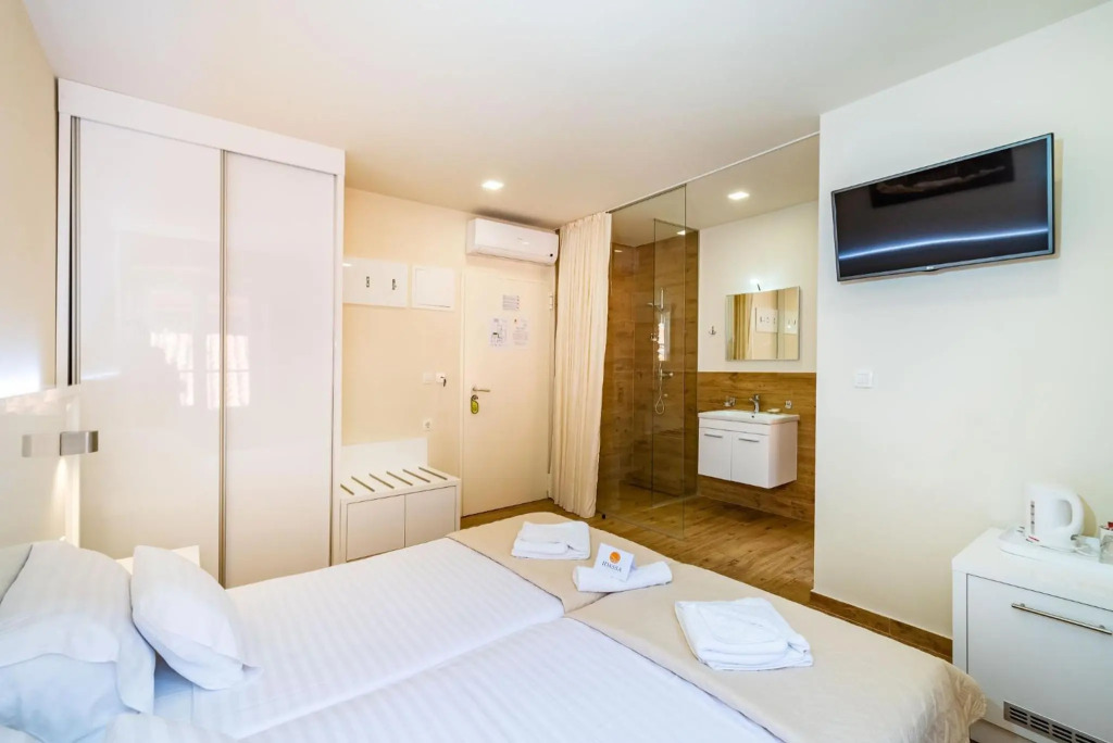 Idassa Atrium rooms