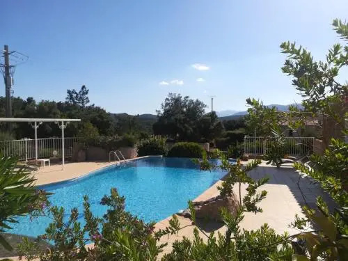 Residence Marina Di A Testa