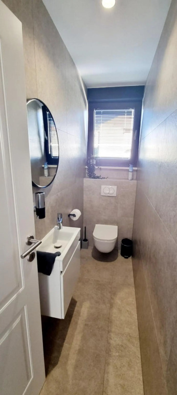 Dinary Apartman