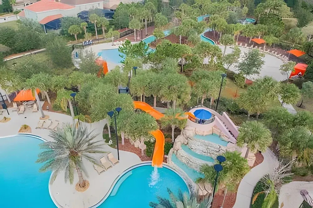 Solterra 6br, 4 Ensuites, Pool & Game Room