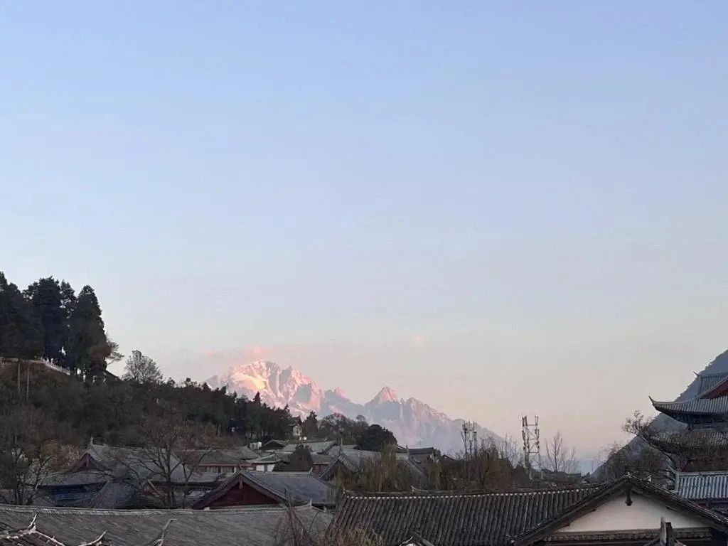 Lijiang Old Town Meiliju View Inn