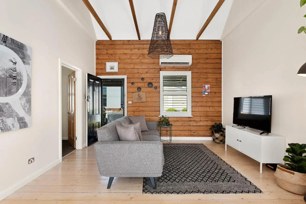 Geelong West Miners Cottage