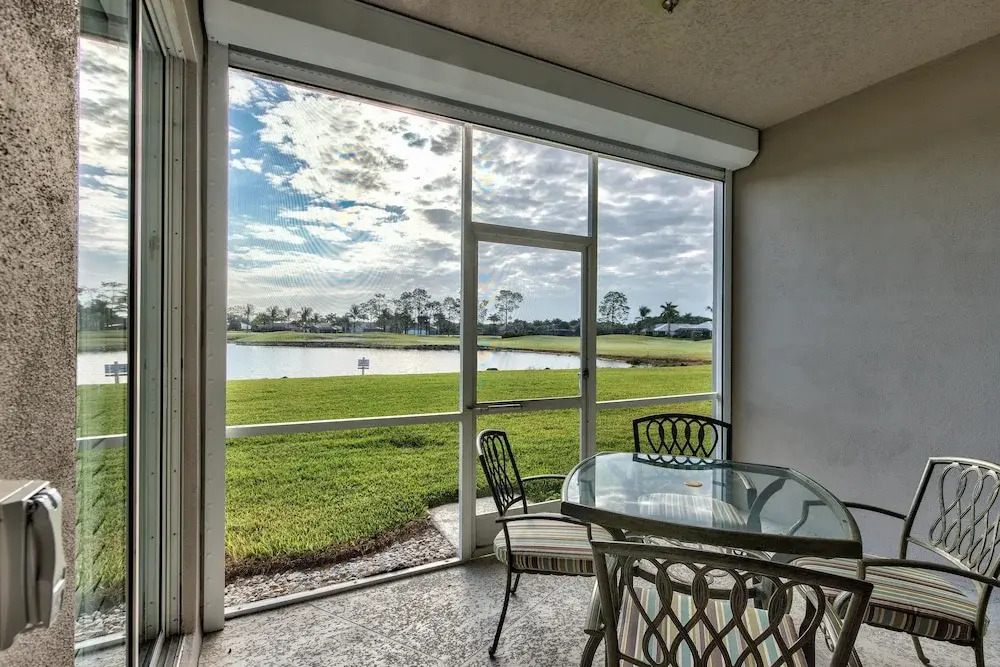 Bologna - Luxury 2-BR Condo with Lake & Golf Views at Green Links, Lely Resort. Access to Pool, Hot Tub, Tennis Courts, and Golf Courses. Near Naples Beaches & Downtown
