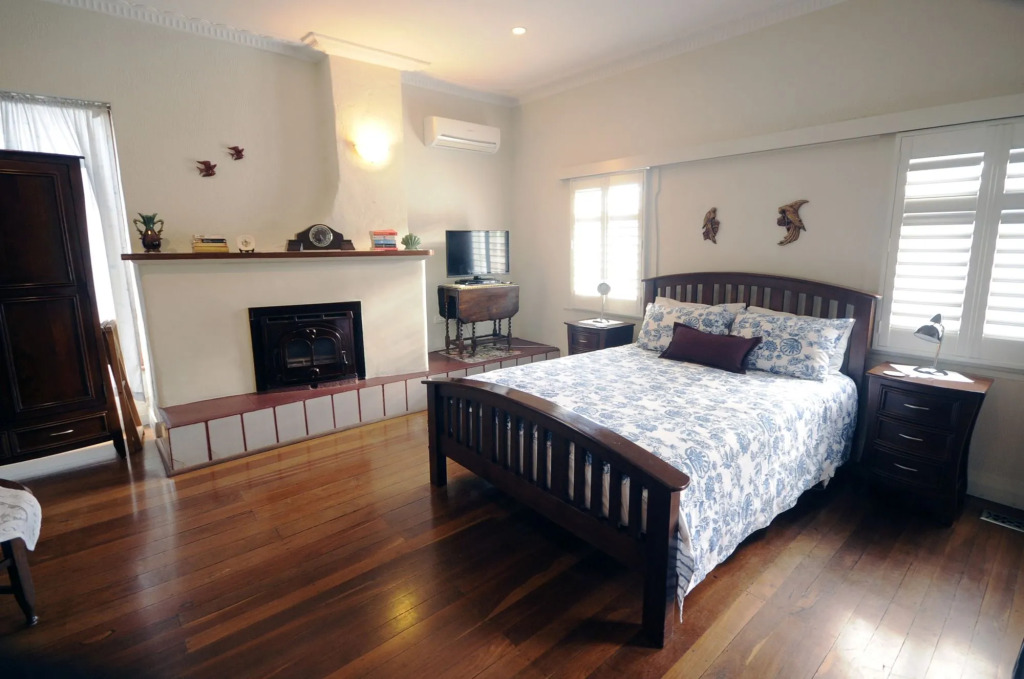 My Place Colonial Accommodation