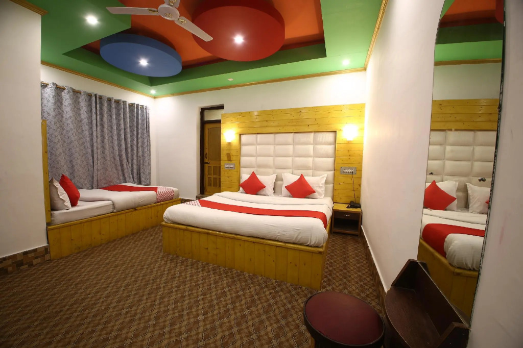 OYO 37706 Hotel Grand Inn