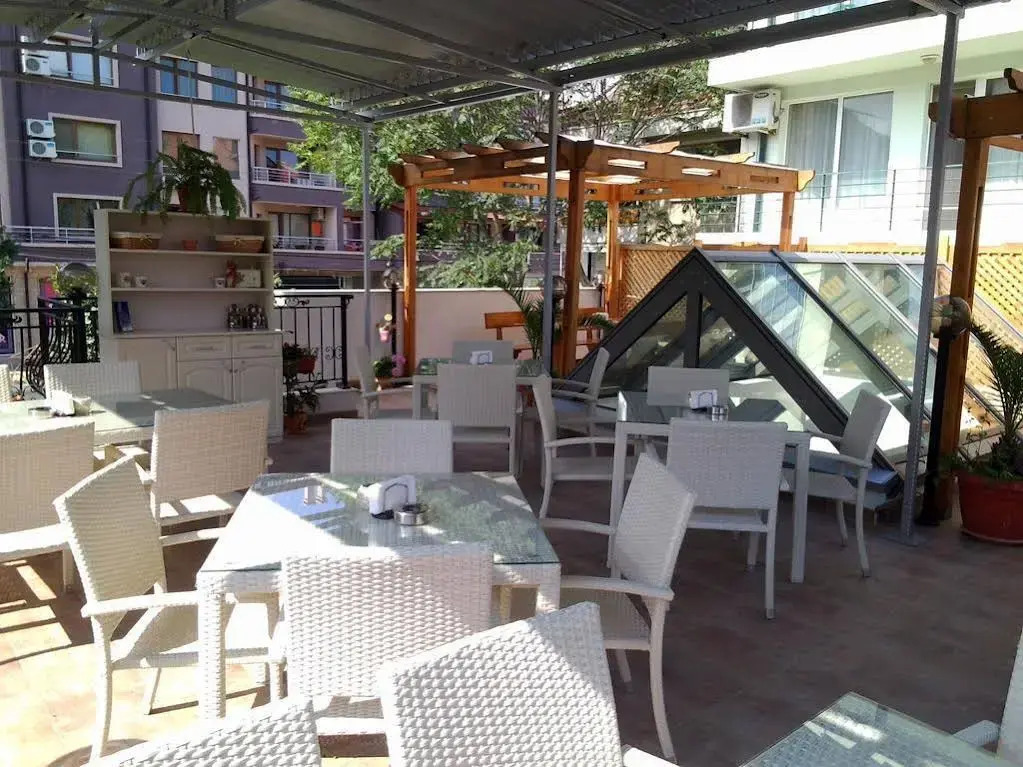 Mirana Family Hotel