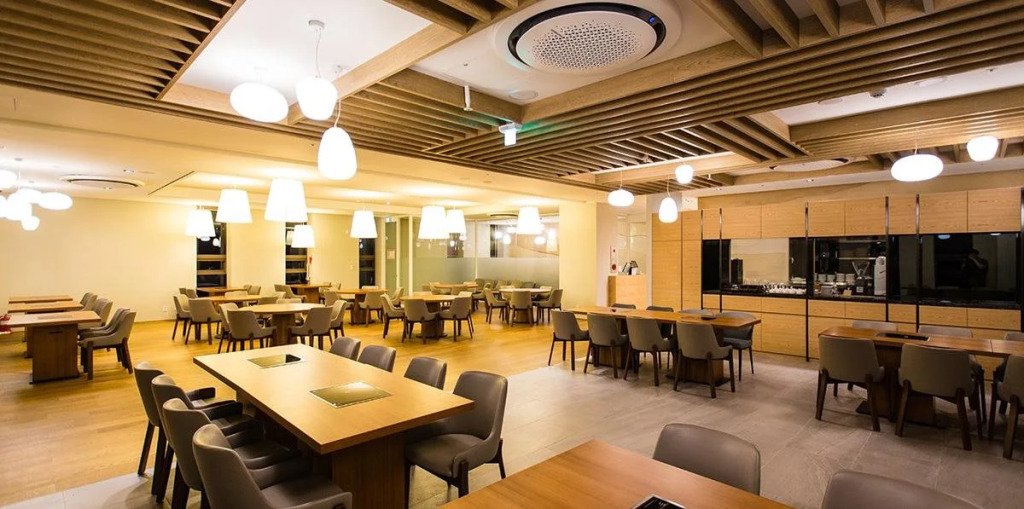 Stayrak Hotel