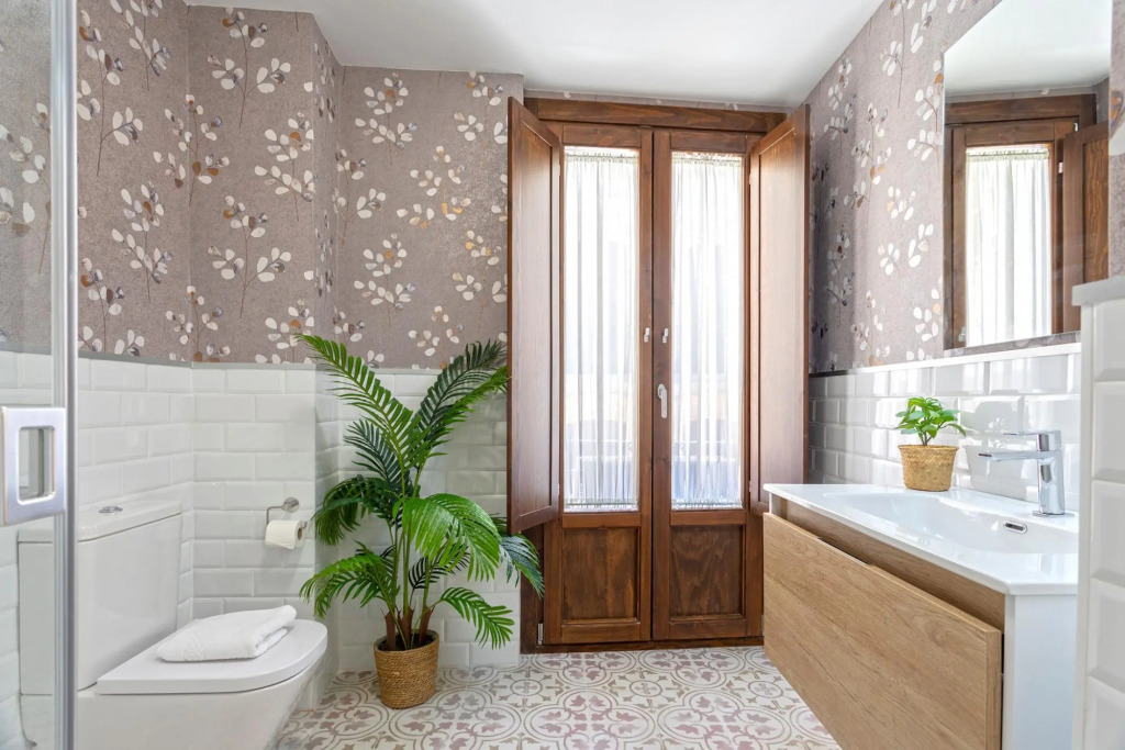 Beautiful 1 bd apartment in the heart of Granada. Mesones II