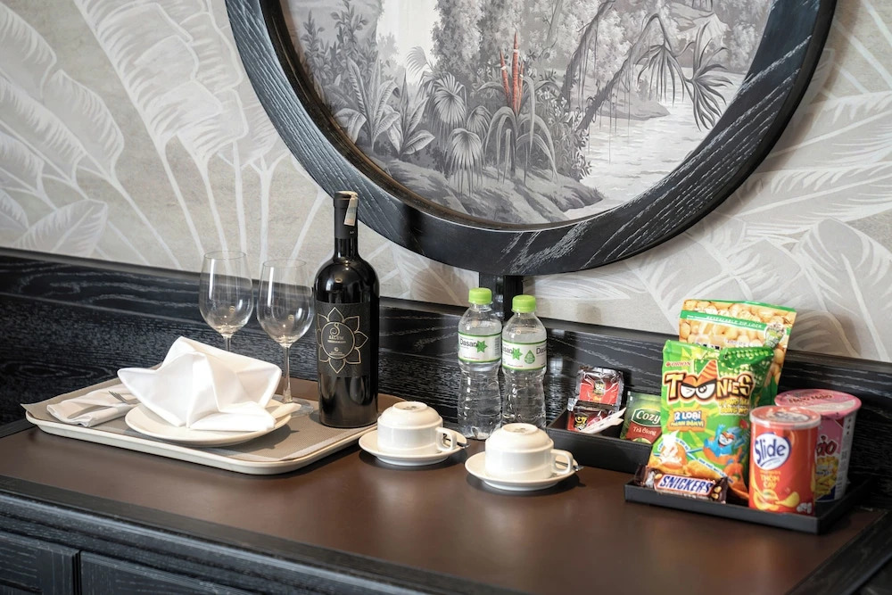 Luxe Paradise Premium Hotel Pham Hong Thai