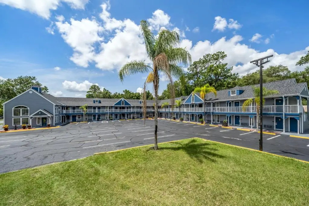 GatorTown Inn