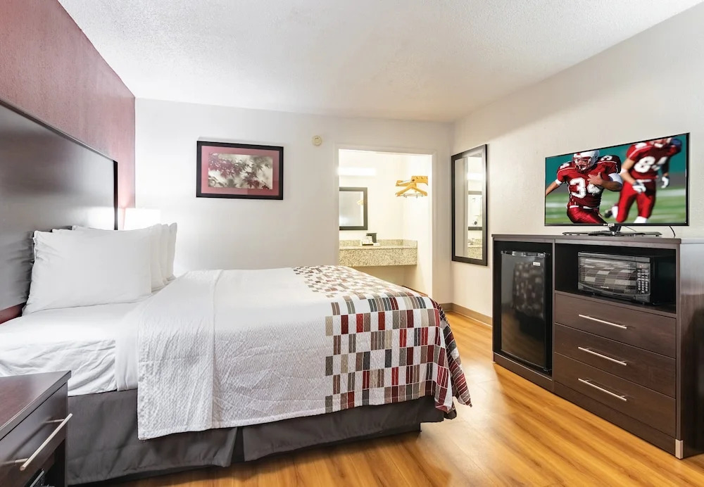 Holiday Inn Forsyth-I-75 (Exit 186)
