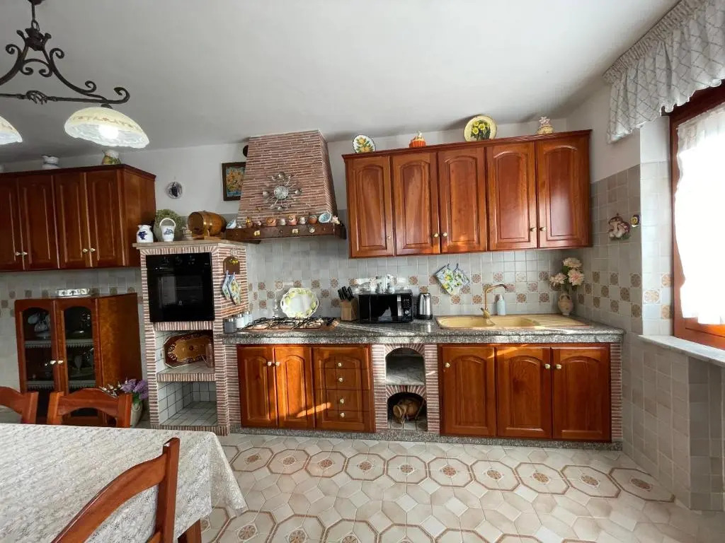 LOREN HOUSE, relaxing location with seaview