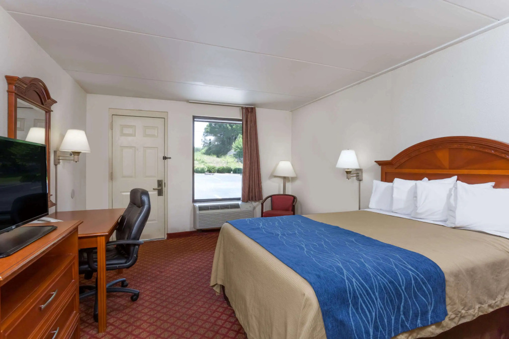 Days Inn by Wyndham Winston Salem North