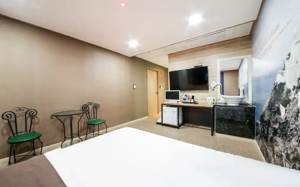 Jinju Cozy Air Hotel Jinjuseong Branch