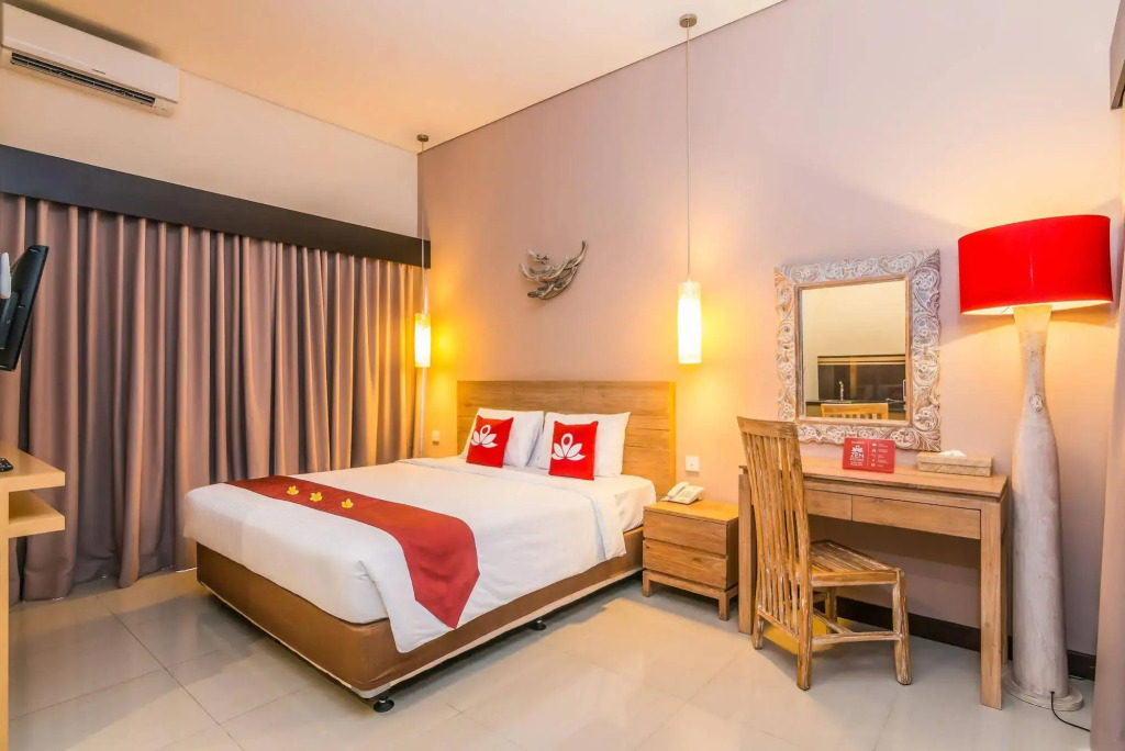 ZEN Premium Seminyak Eka Laweya