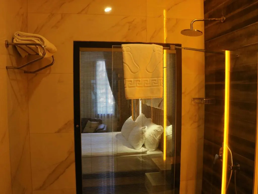 Isnova Hotel Airport