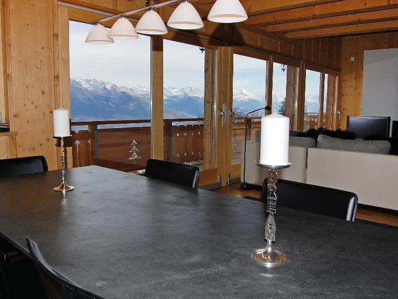 Le Mayen 14 - Four Bedroom