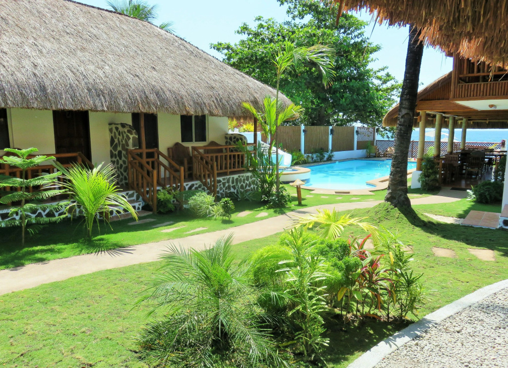 Kavs Beach Resort