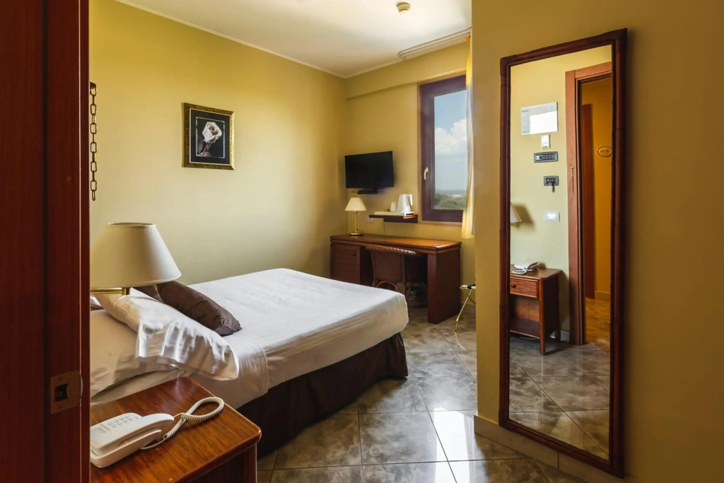 Apulia Hotel Taranto Ara Solis