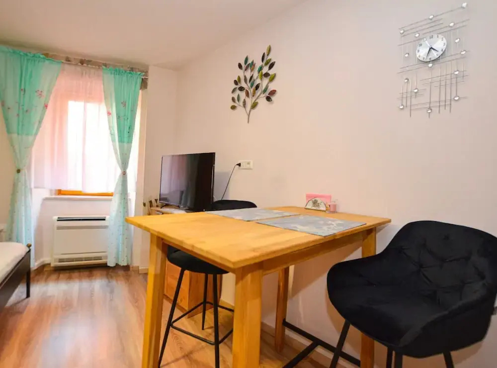 Charming Studio in the Heart of Rovinj, Steps From Carera Street