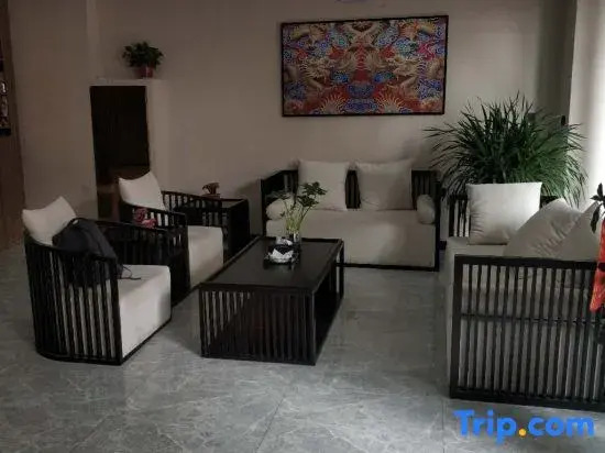 Shenqiu Kaide Business Hotel