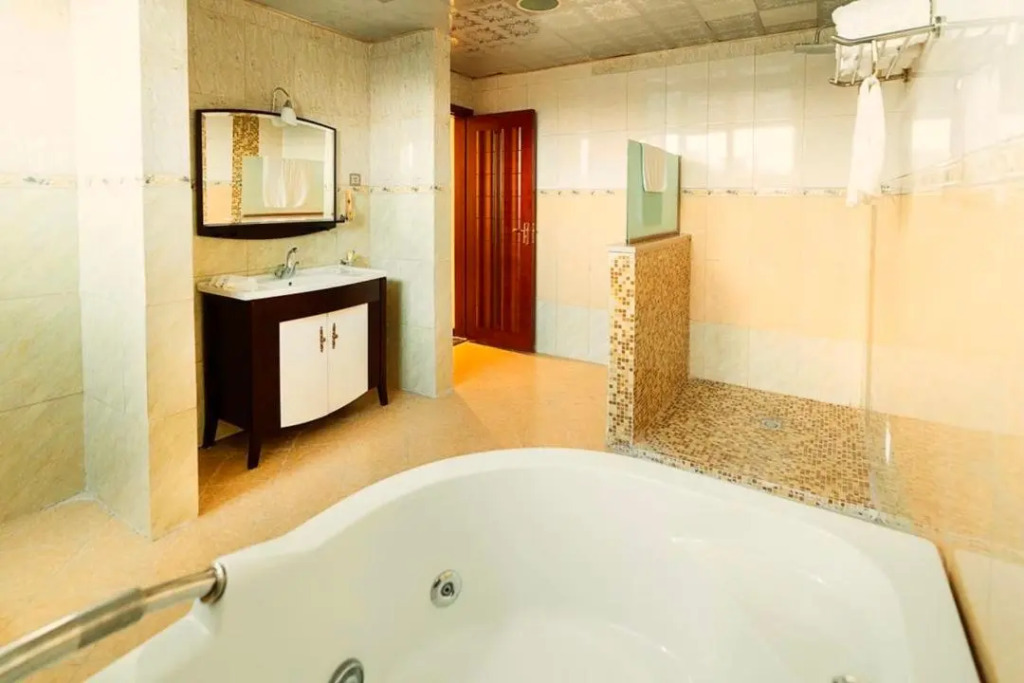 De Leopol Hotel