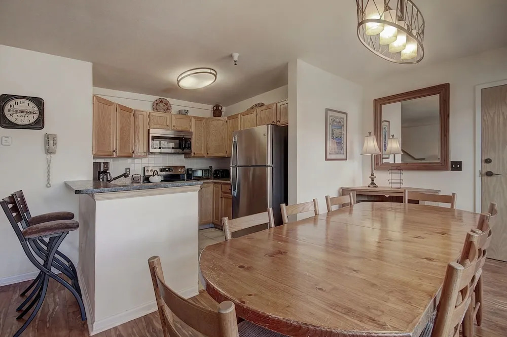 River Mnt Lodge E323F - 5 Br Condo