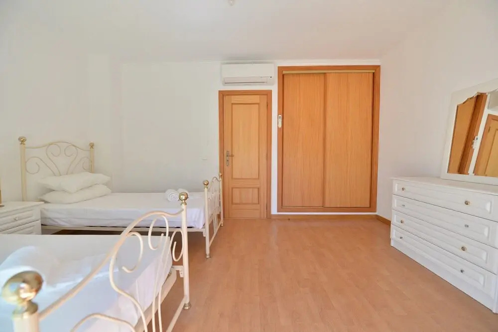 TownHouse next to Falésia Beach