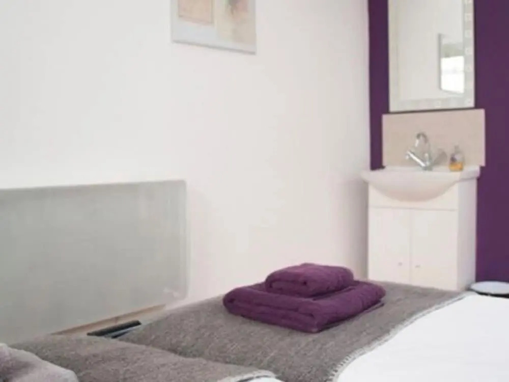 Lovely Holiday Home in Gloucester Near Waterways Museum