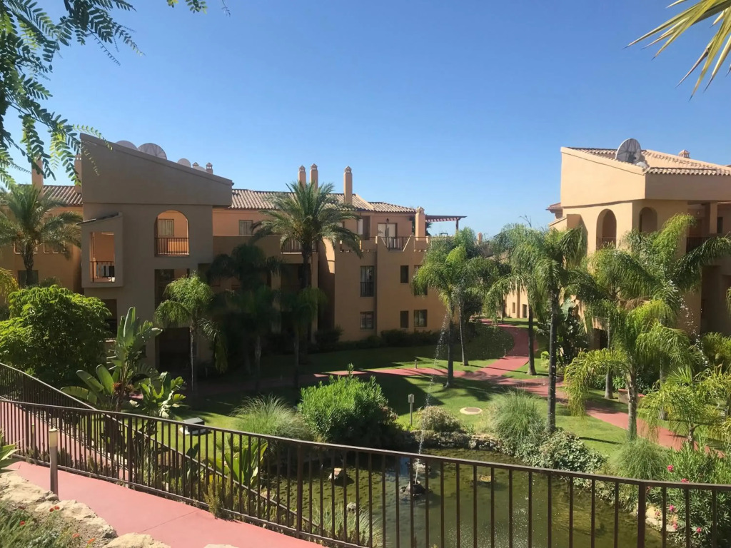 Luxury apartment in Benahavis with amazing views