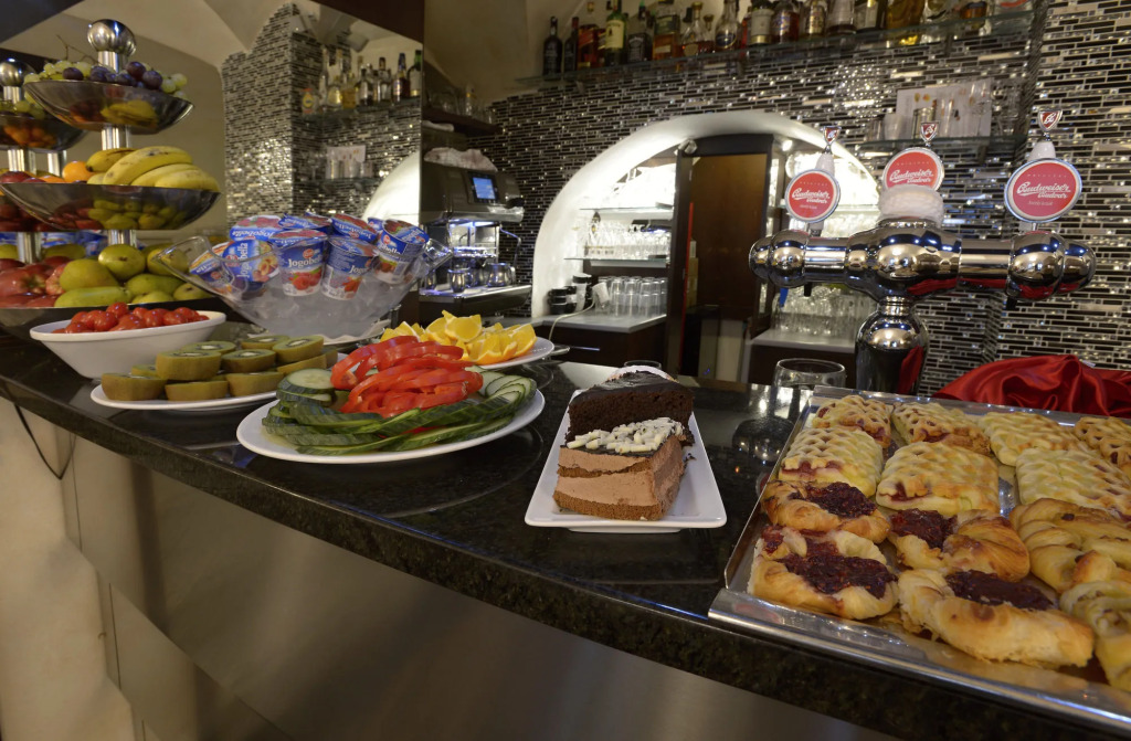 Hotel Grand