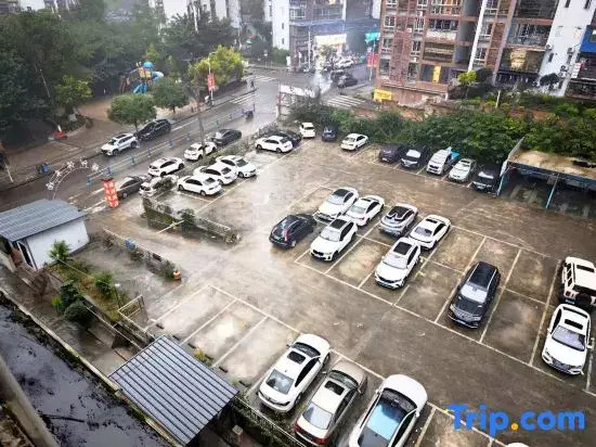 Lvzhou Hotel