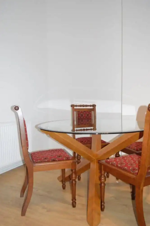 Bright and Modern Flat In The Centre of Edinburgh