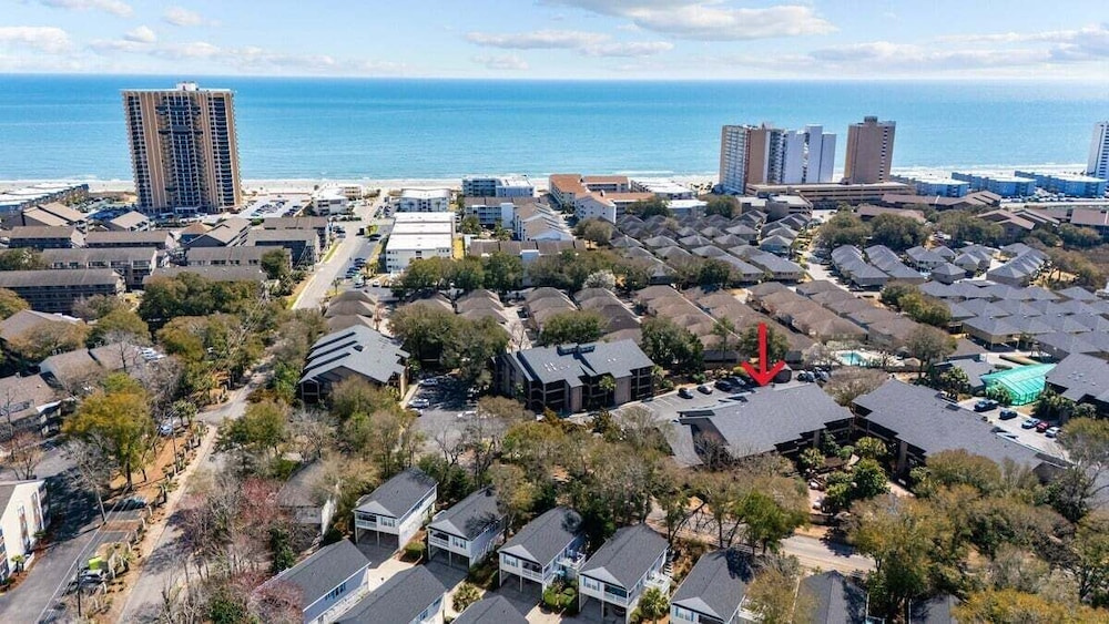 Heron Pointe C12