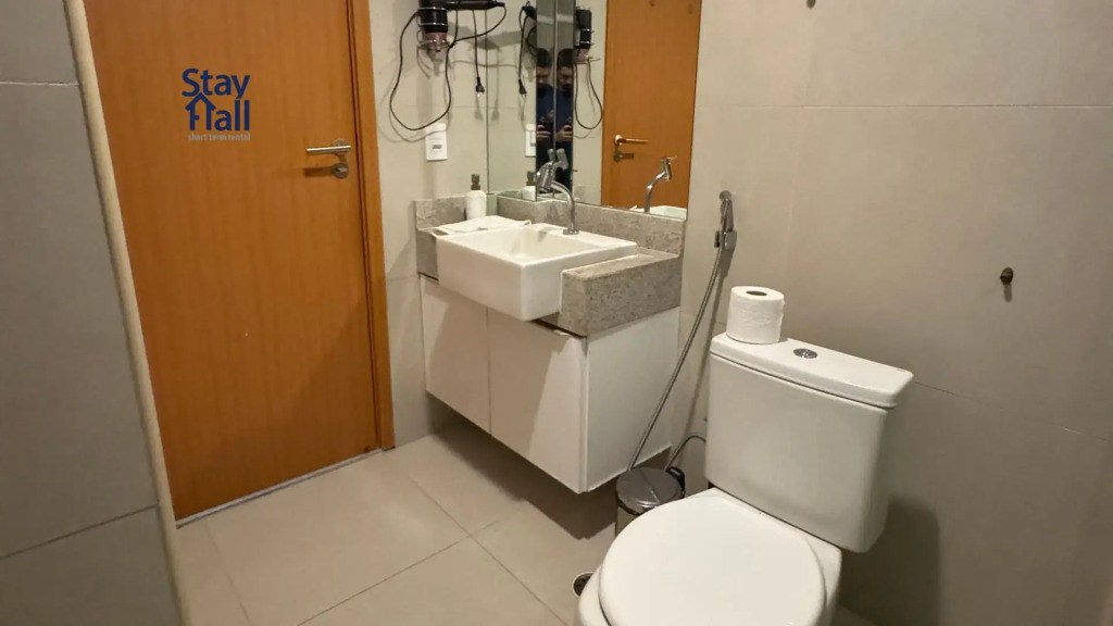 Flat com varanda+2qt no Eco Resort