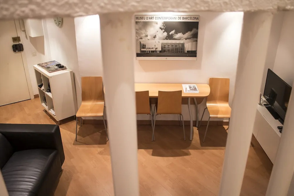HOMEnFUN Duplex cerca de Sagrada Familia