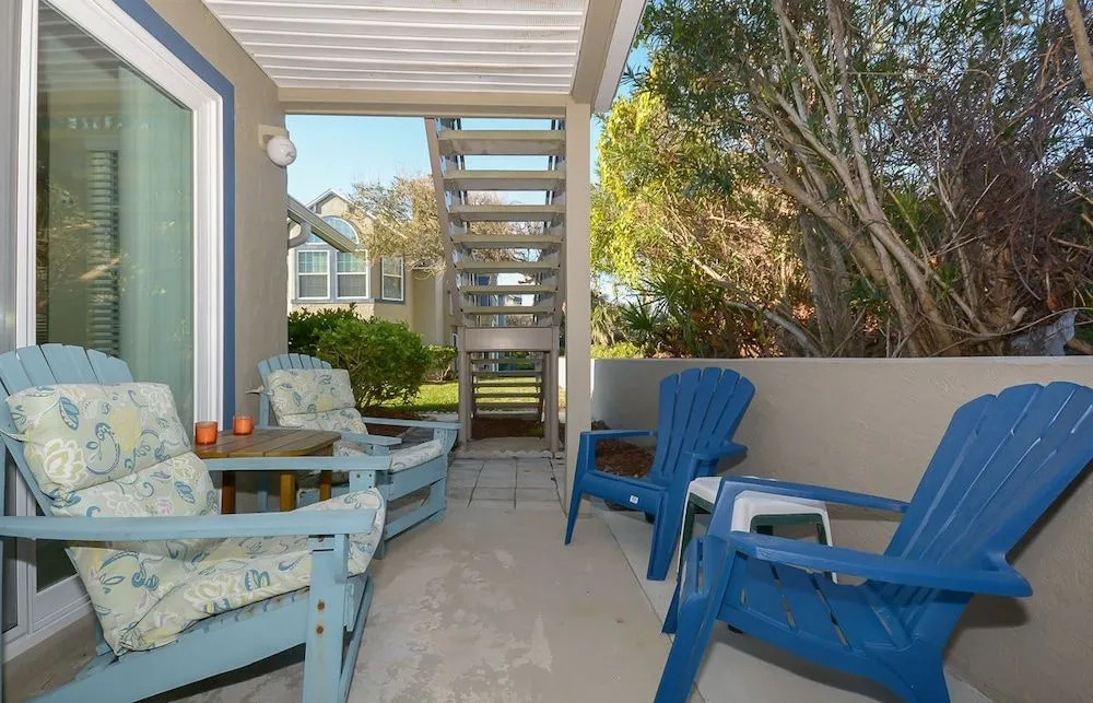 SBC896 Sun Beach Club by RedAwning