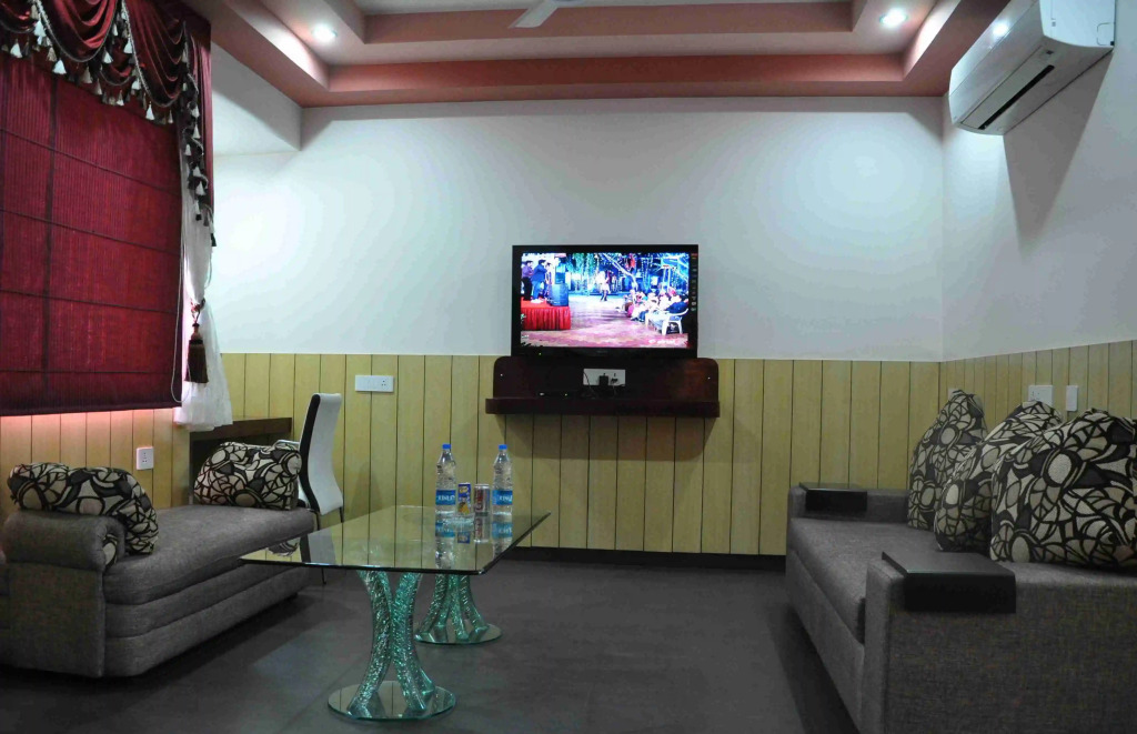 Hotel Madhushree