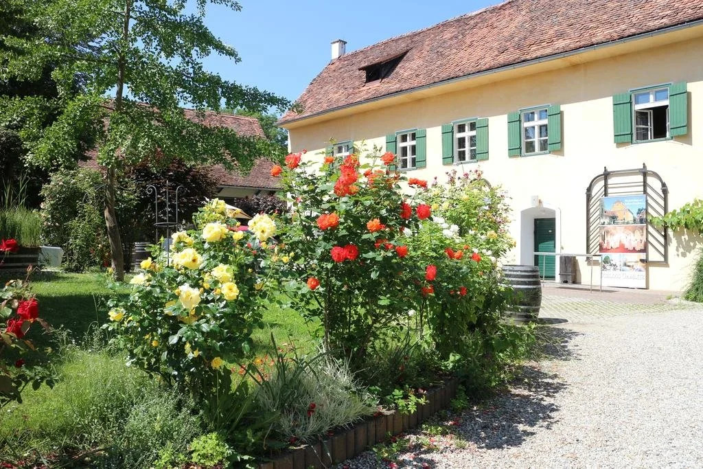 Schloss Gamlitz