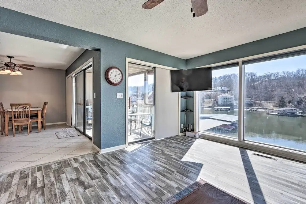 Waterfront Condo w/ Community Perks in Osage Beach