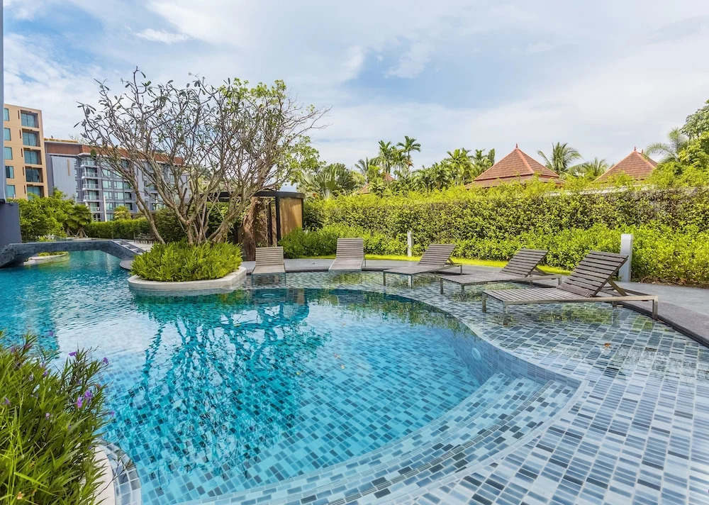 Aristo Resort Phuket 620 by Holy Cow