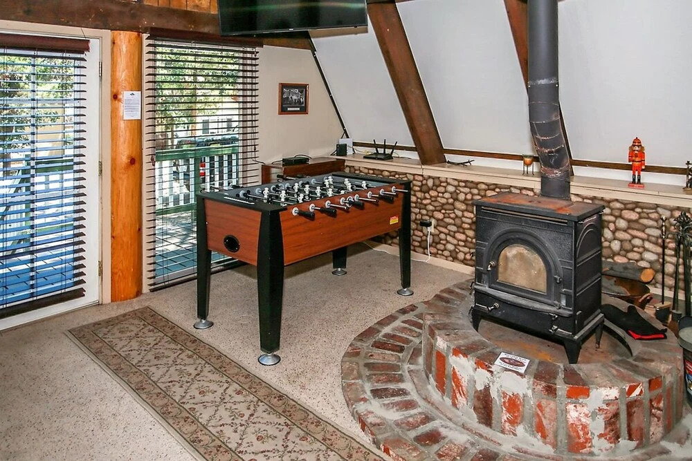A Cabin Above-1761 by Big Bear Vacations