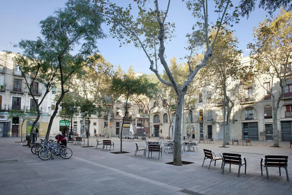 Inside Barcelona Apartments Sants