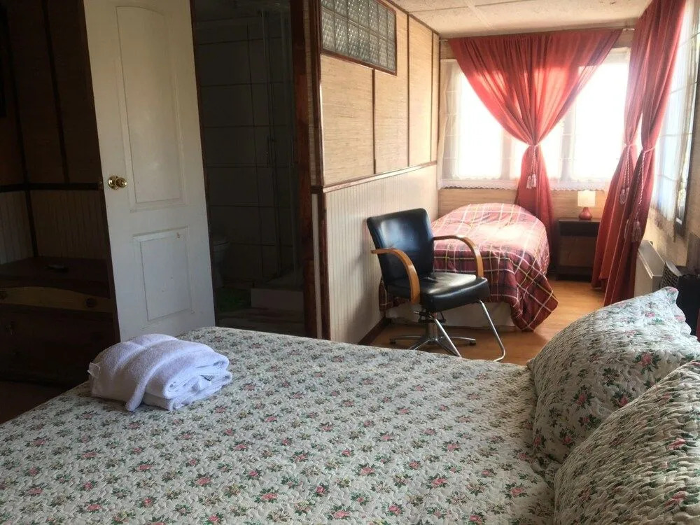 Hostal Bauer