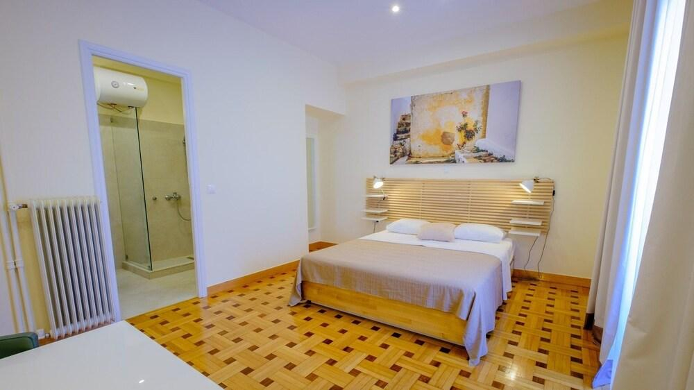 Kolonaki Suites by Olala Homes