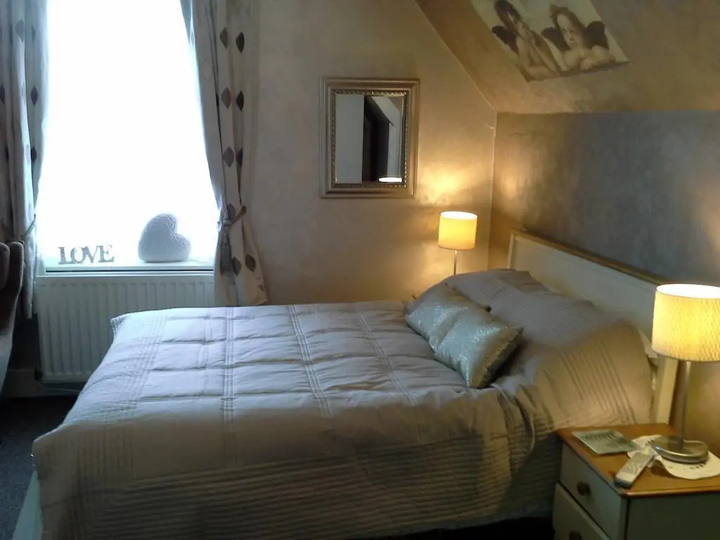 Green Bank Guest House