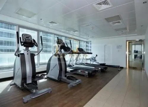 The Dubai Holiday Home, spacious 2 Bedroom Apartment, podium landscape view
