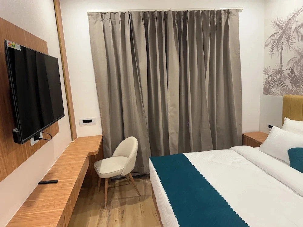 Hibiscus Elite Hotel