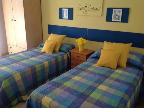 Apartamentos Alcañiz, Blanca